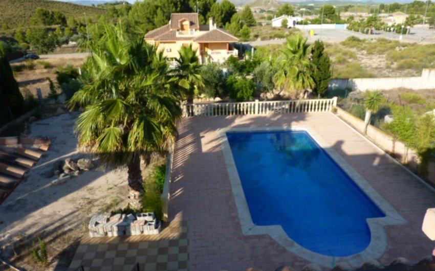 Herverkoop - Villa -
Calasparra - Inland