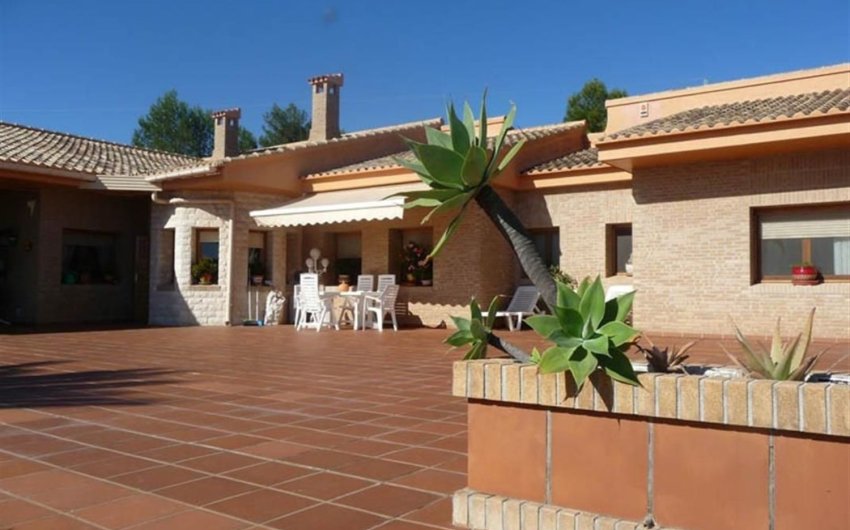 Herverkoop - Villa -
Calpe - Gargasindi