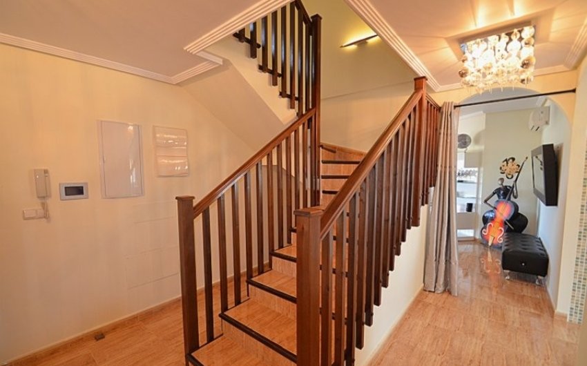 Herverkoop - Villa -
Campos del Río - Inland