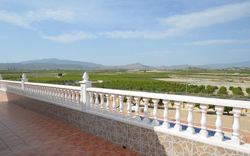 Herverkoop - Villa -
Campos del Río - Inland