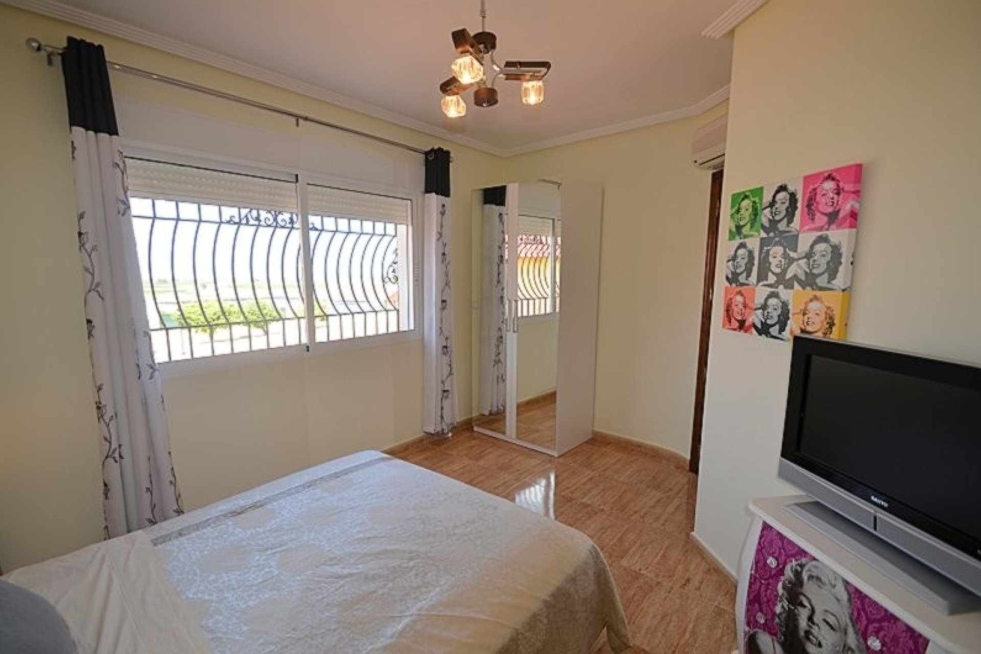 Herverkoop - Villa -
Campos del Río - Inland