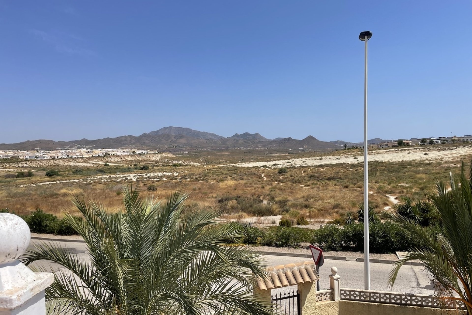 Herverkoop - Villa -
Camposol - Inland
