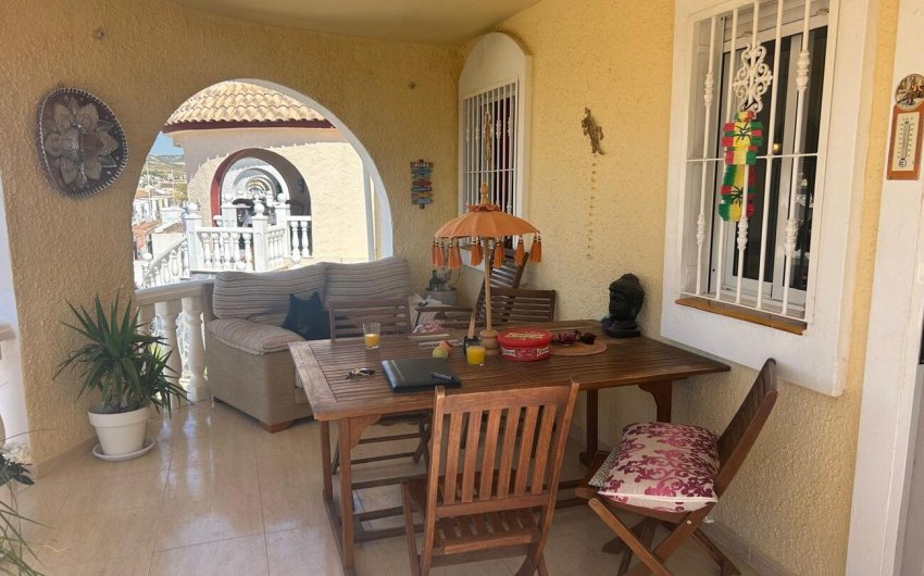 Herverkoop - Villa -
Camposol - Sector D