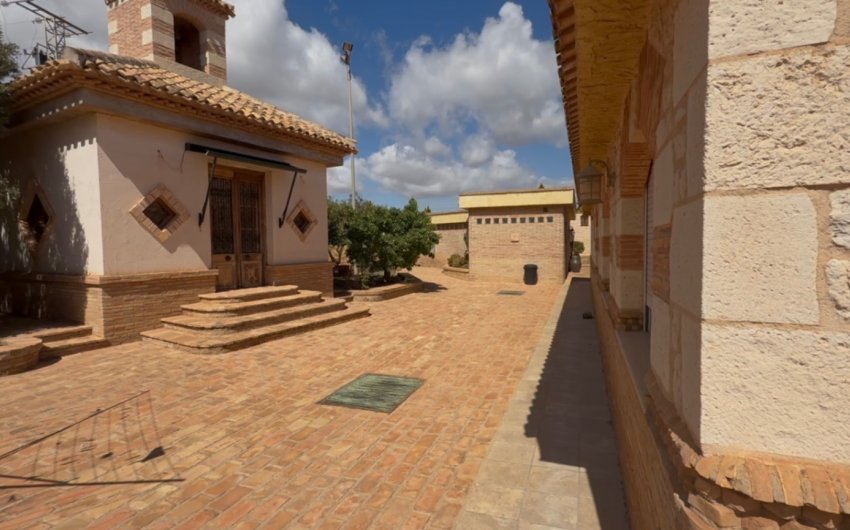 Herverkoop - Villa -
Cartagena - Costa Blanca