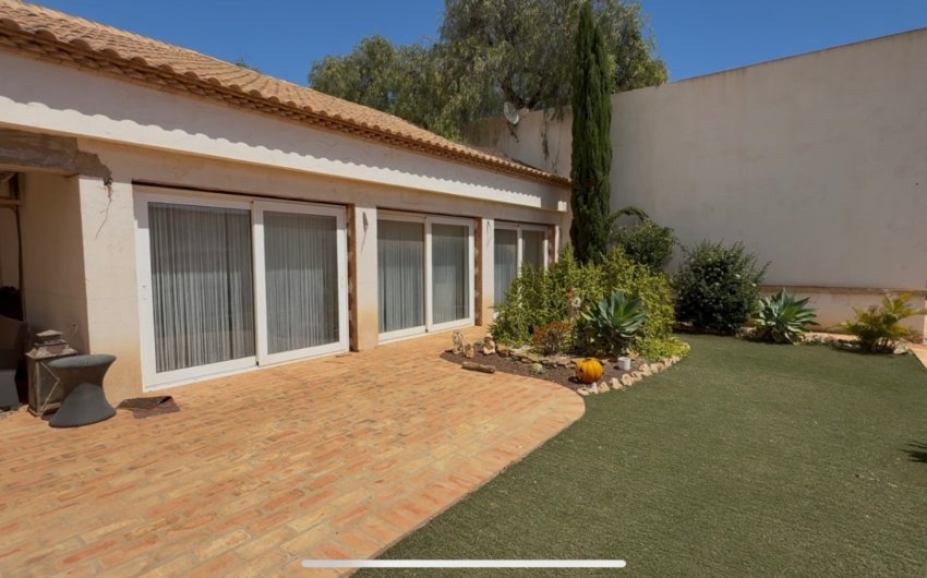 Herverkoop - Villa -
Cartagena - Costa Blanca