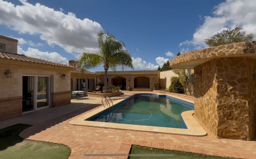 Herverkoop - Villa -
Cartagena - Costa Calida