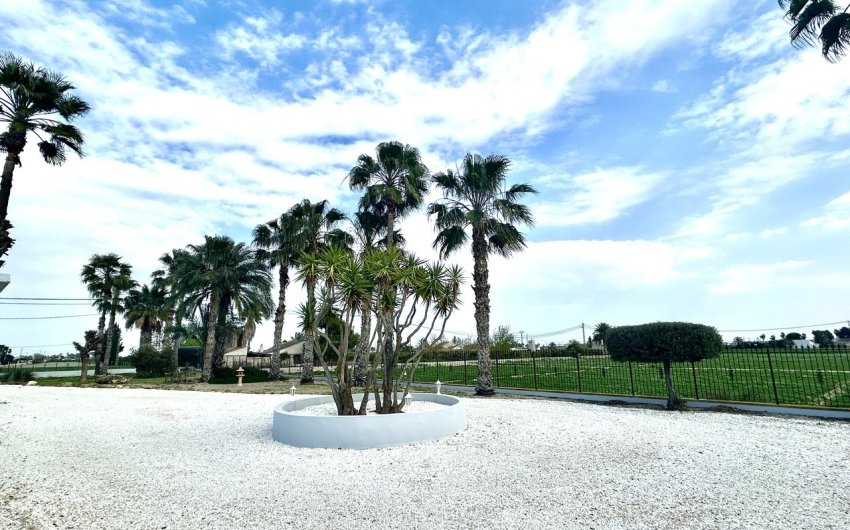 Herverkoop - Villa -
Catral - Costa Blanca