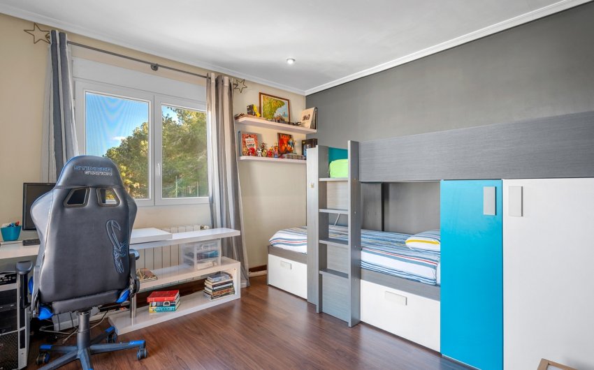 Herverkoop - Villa -
Ciudad De Las Comunicaciones - Costa Blanca