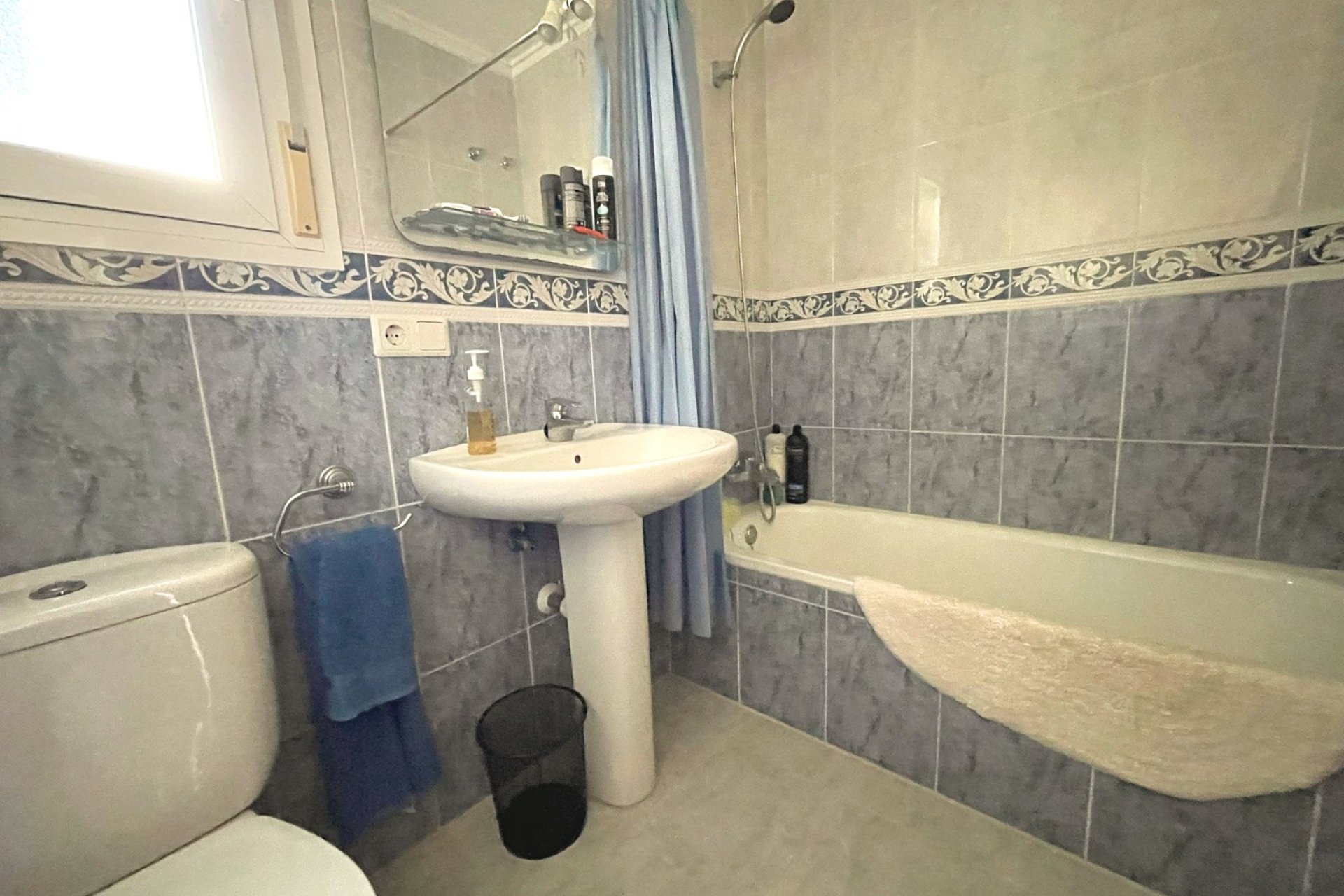 Herverkoop - Villa -
Ciudad Quesada - Airstrip