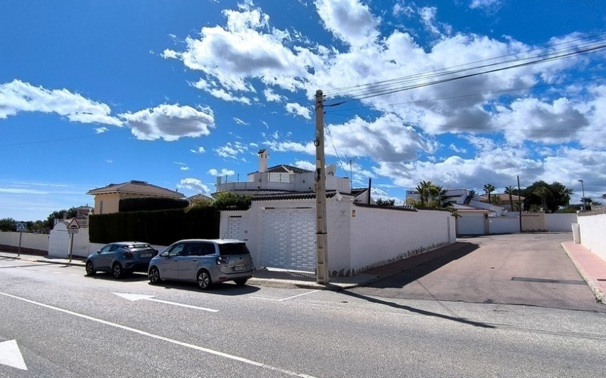 Herverkoop - Villa -
Ciudad Quesada - Airstrip