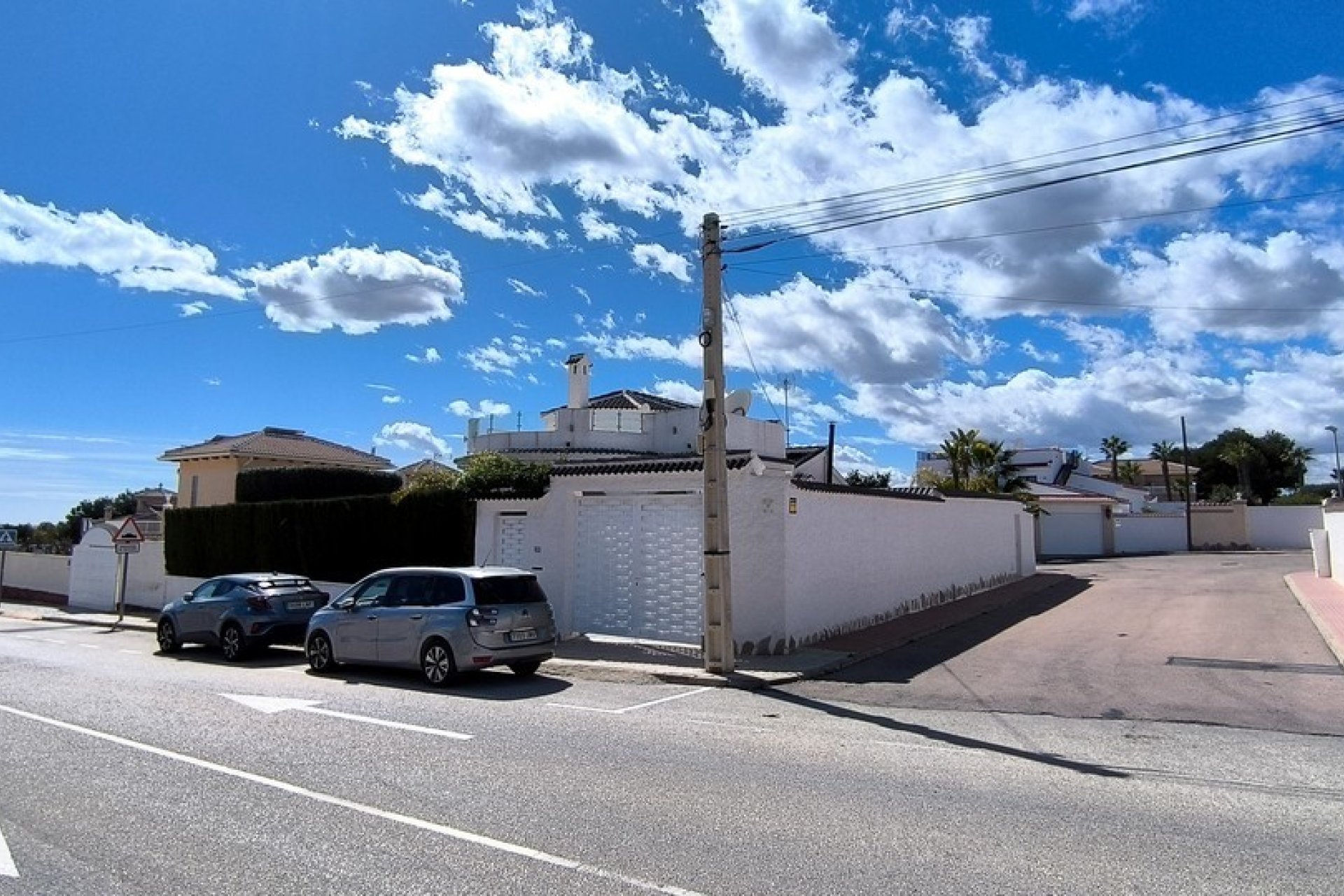 Herverkoop - Villa -
Ciudad Quesada - Airstrip