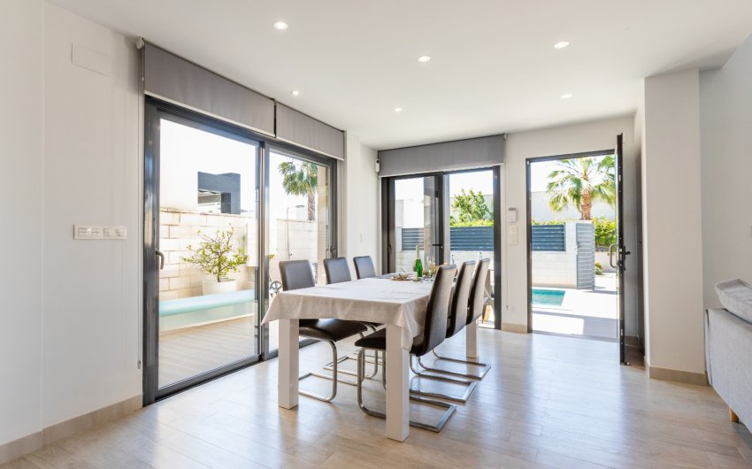 Herverkoop - Villa -
Ciudad Quesada - Costa Blanca