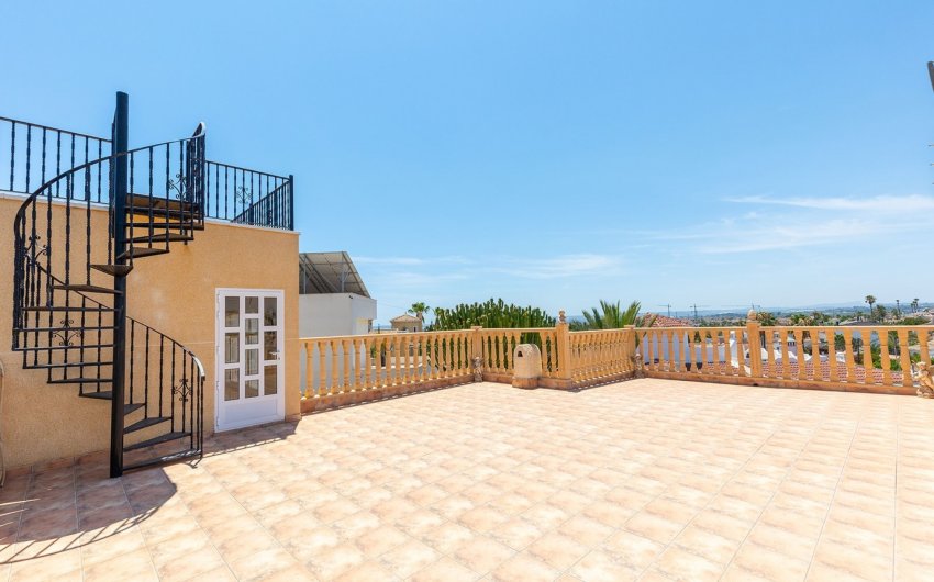 Herverkoop - Villa -
Ciudad Quesada - Costa Blanca