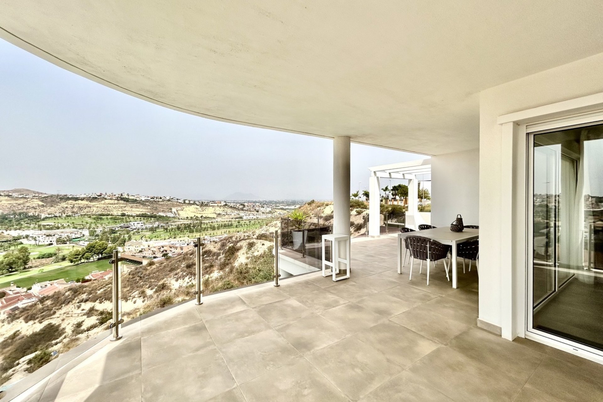 Herverkoop - Villa -
Ciudad Quesada - Costa Blanca
