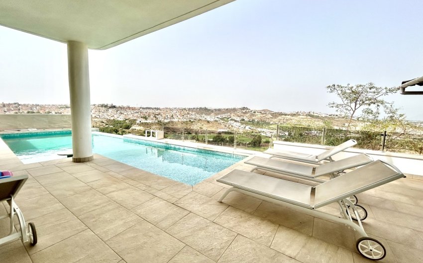 Herverkoop - Villa -
Ciudad Quesada - Costa Blanca