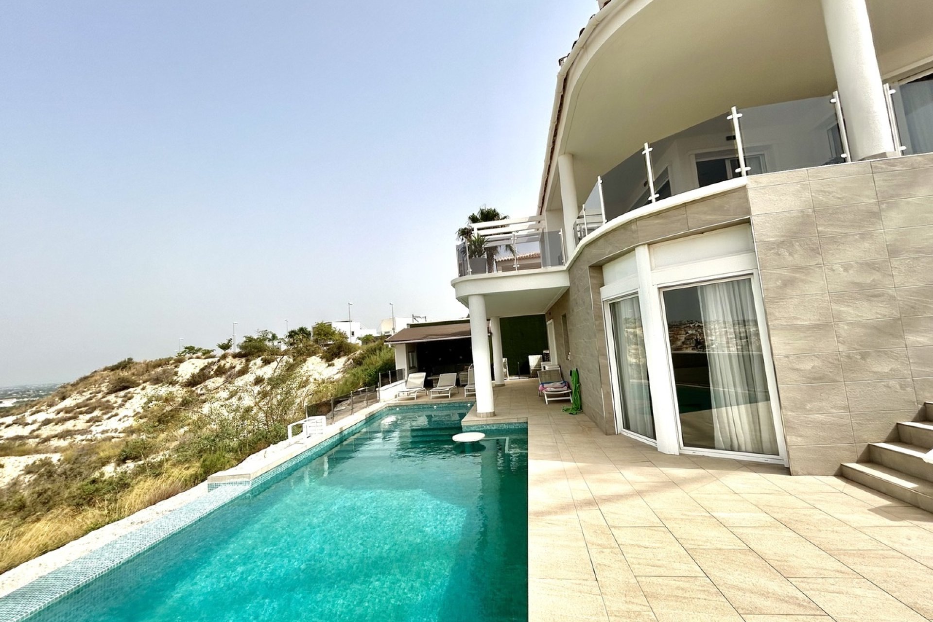Herverkoop - Villa -
Ciudad Quesada - Costa Blanca