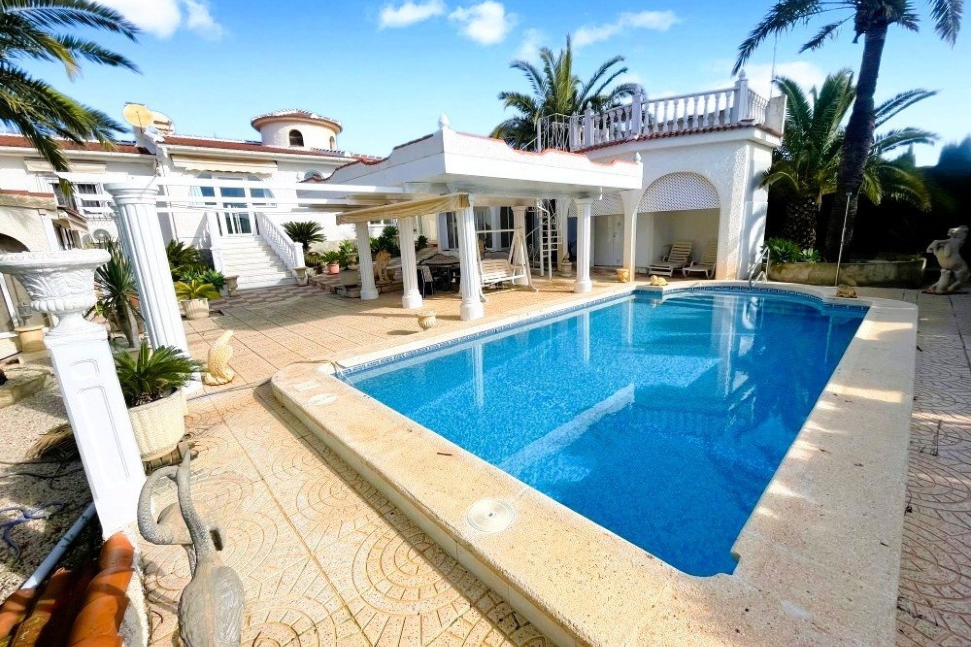 Herverkoop - Villa -
Ciudad Quesada - Costa Blanca