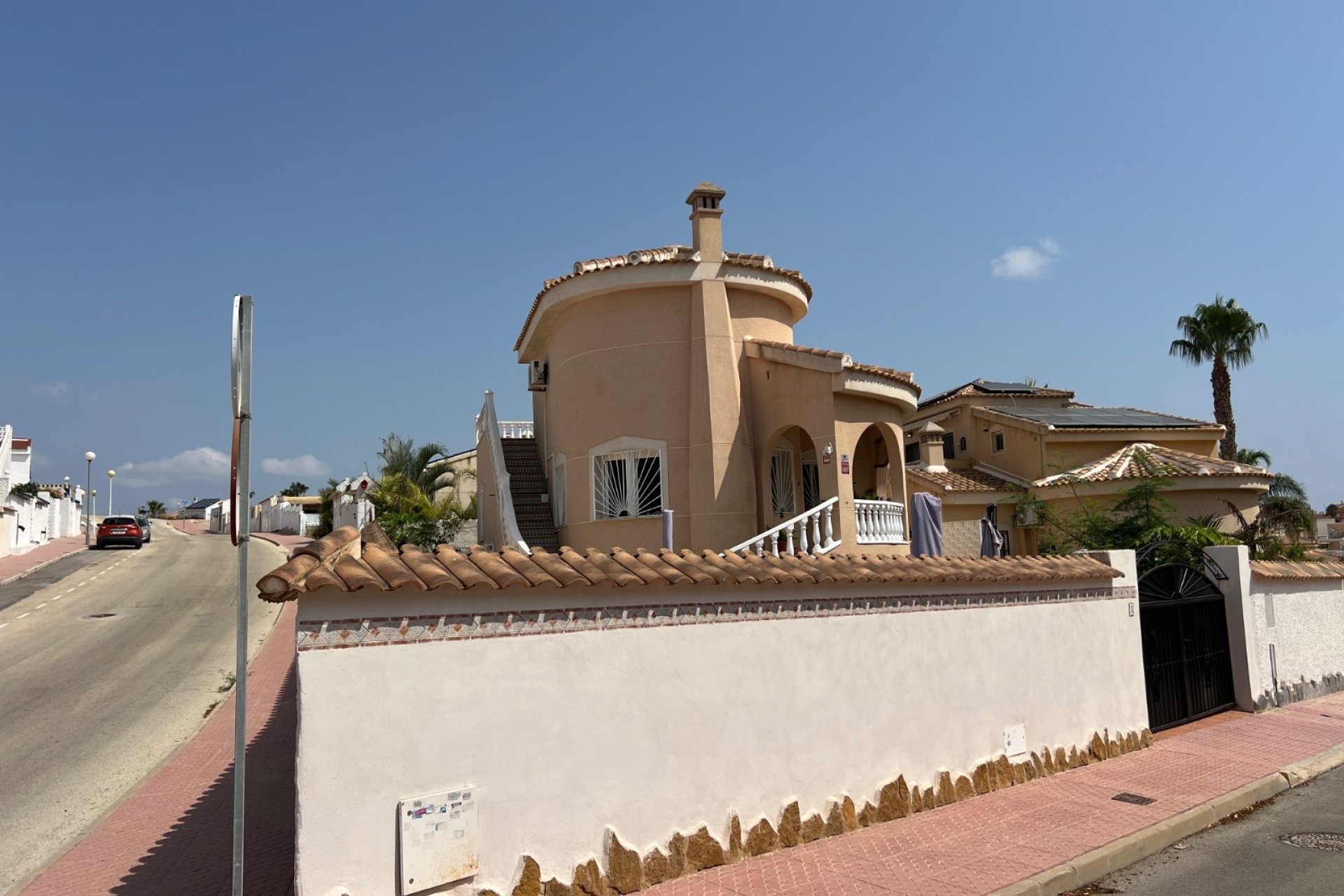 Herverkoop - Villa -
Ciudad Quesada - Costa Blanca