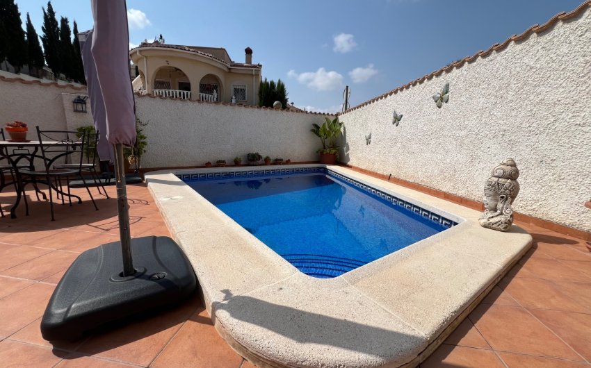 Herverkoop - Villa -
Ciudad Quesada - Costa Blanca