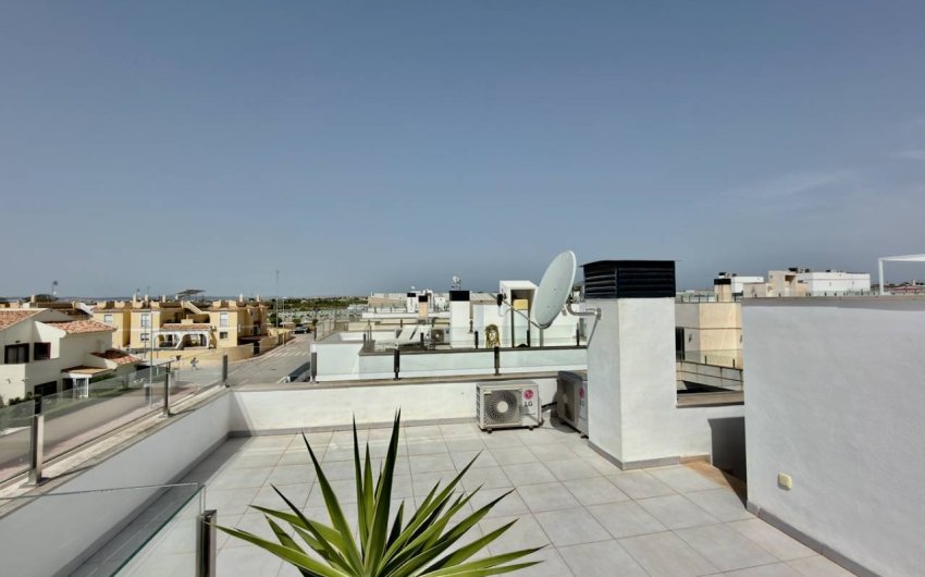 Herverkoop - Villa -
Ciudad Quesada - Costa Blanca