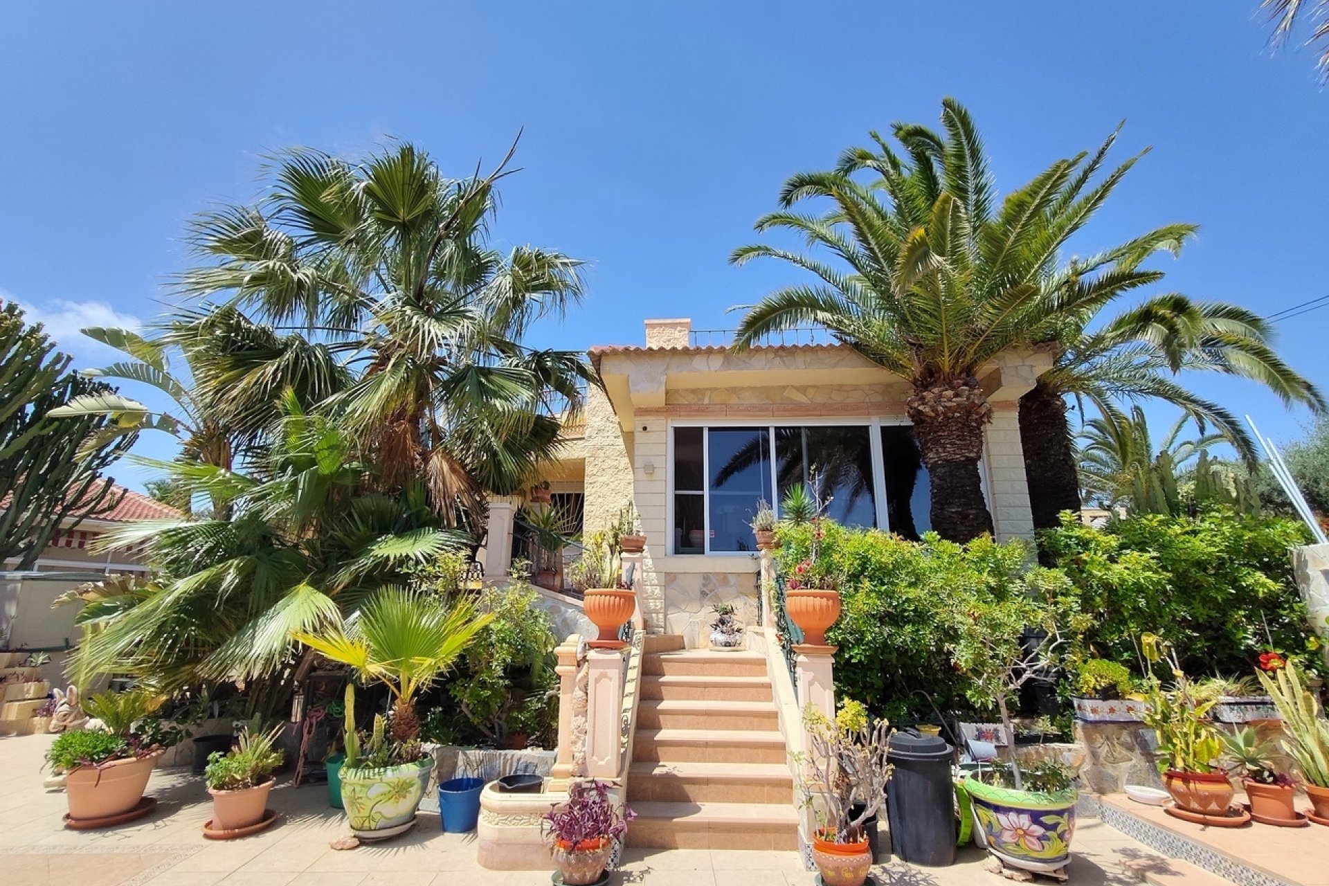 Herverkoop - Villa -
Ciudad Quesada - Costa Blanca