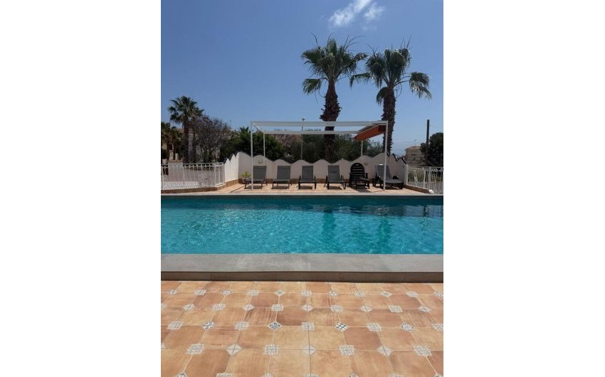 Herverkoop - Villa -
Ciudad Quesada - Costa Blanca