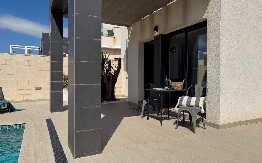 Herverkoop - Villa -
Ciudad Quesada - Costa Blanca