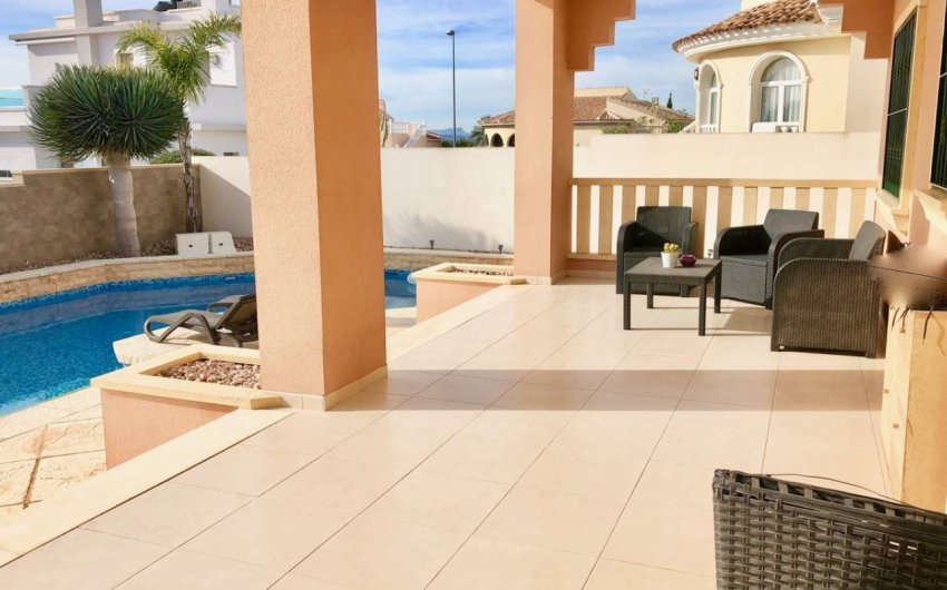Herverkoop - Villa -
Ciudad Quesada - Costa Blanca