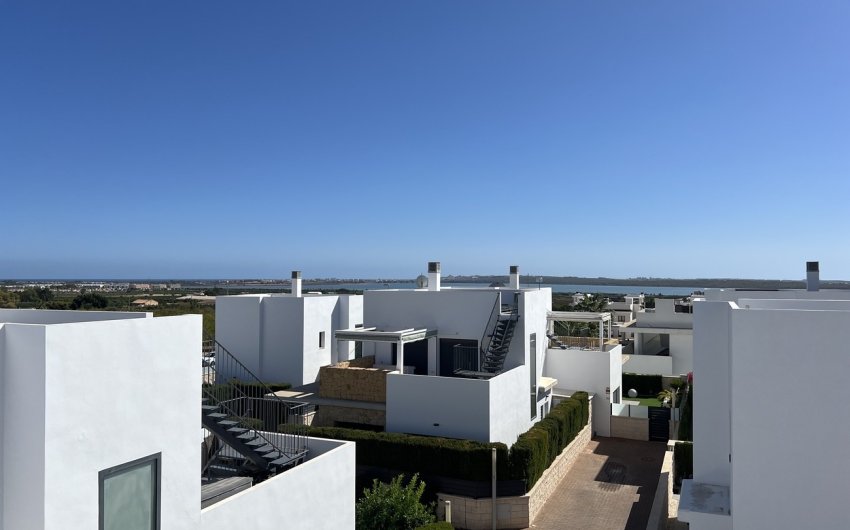Herverkoop - Villa -
Ciudad Quesada - Costa Blanca