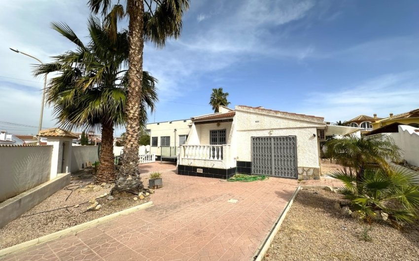 Herverkoop - Villa -
Ciudad Quesada - Costa Blanca