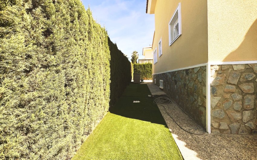 Herverkoop - Villa -
Ciudad Quesada - Costa Blanca