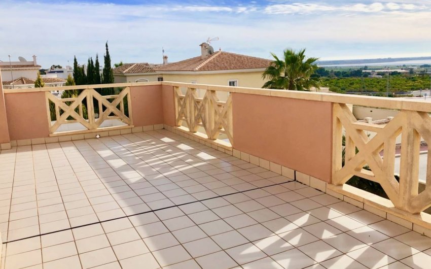 Herverkoop - Villa -
Ciudad Quesada - Costa Blanca