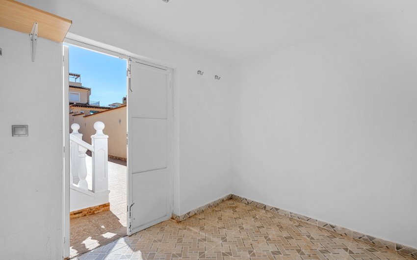 Herverkoop - Villa -
Ciudad Quesada - Costa Blanca