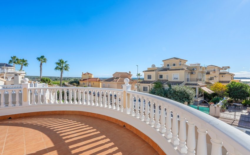 Herverkoop - Villa -
Ciudad Quesada - Costa Blanca