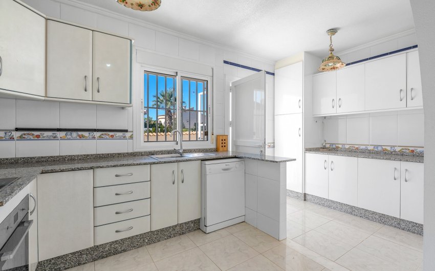 Herverkoop - Villa -
Ciudad Quesada - Costa Blanca