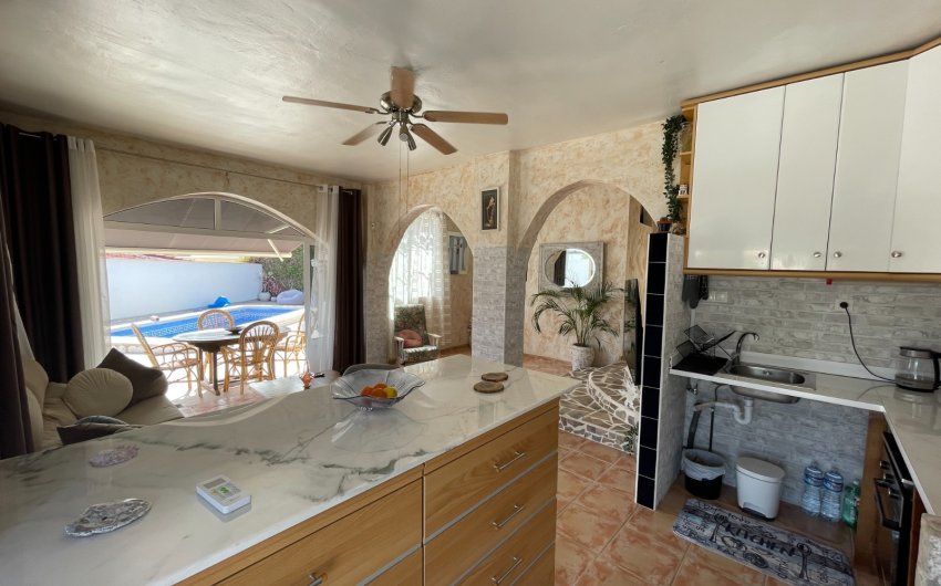 Herverkoop - Villa -
Ciudad Quesada - Costa Blanca