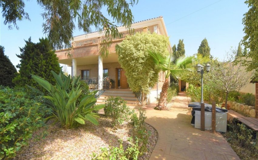 Herverkoop - Villa -
Ciudad Quesada - Costa Blanca