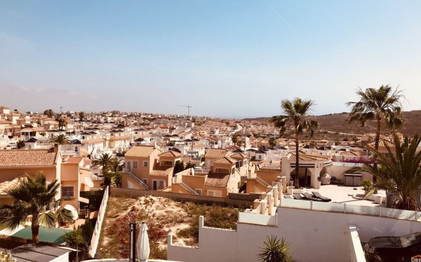 Herverkoop - Villa -
Ciudad Quesada - Costa Blanca