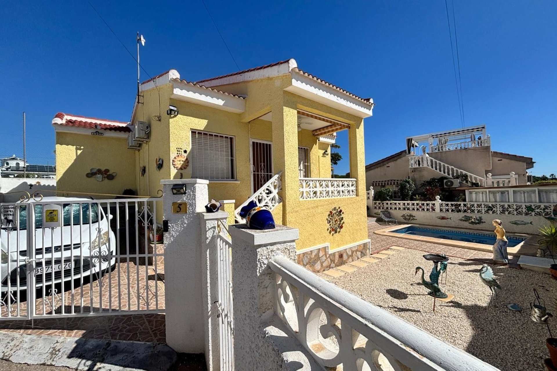 Herverkoop - Villa -
Ciudad Quesada - Costa Blanca