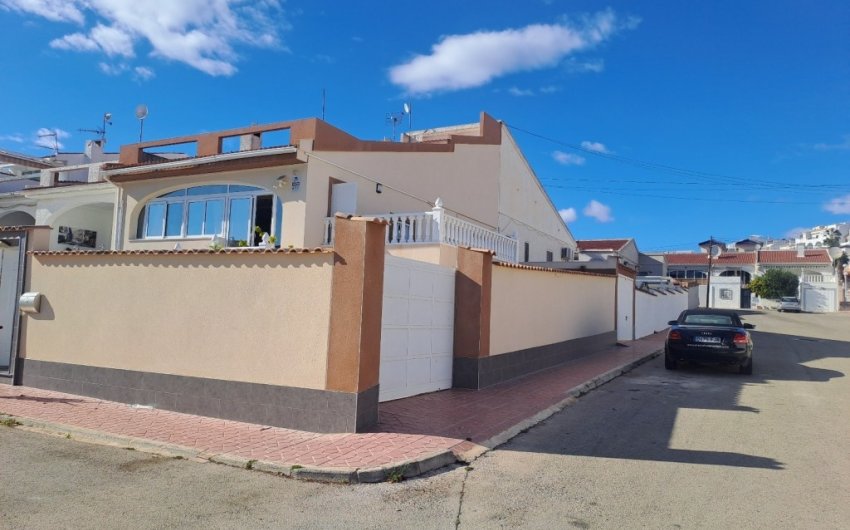 Herverkoop - Villa -
Ciudad Quesada - Costa Blanca