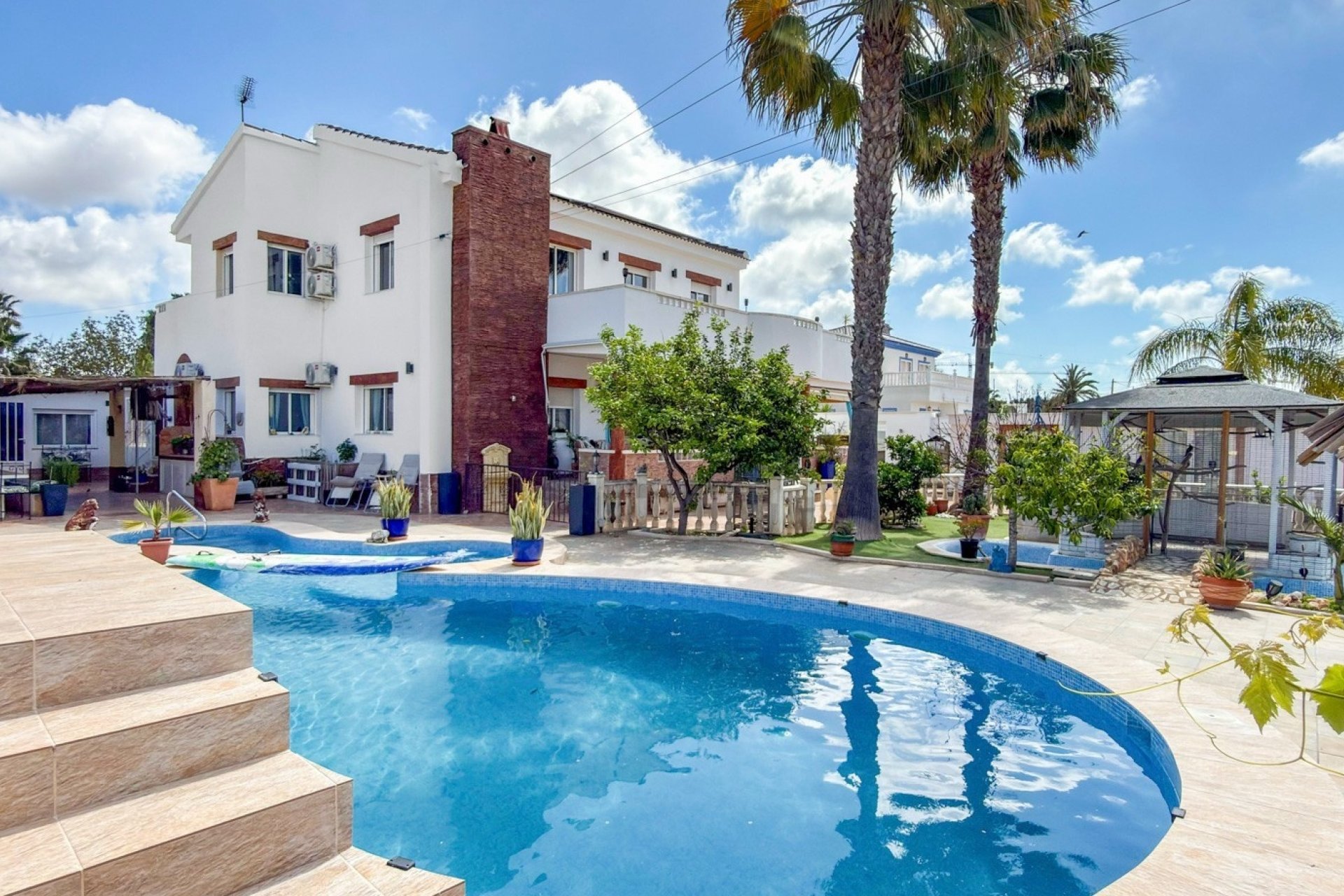 Herverkoop - Villa -
Ciudad Quesada - Costa Blanca