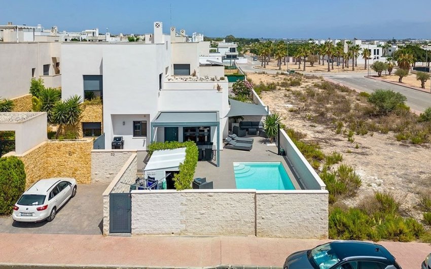 Herverkoop - Villa -
Ciudad Quesada - Costa Blanca