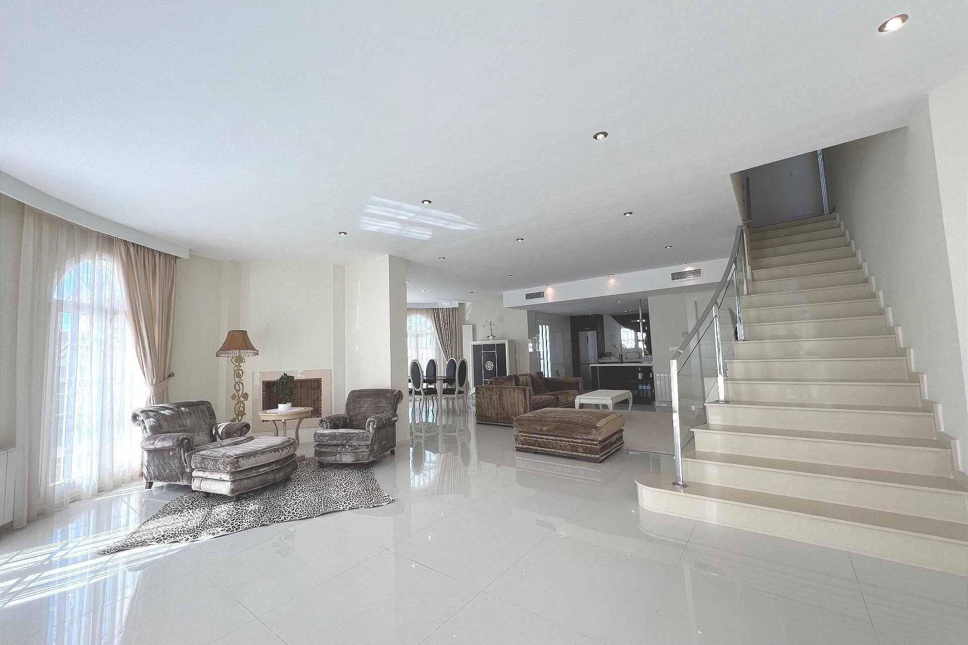 Herverkoop - Villa -
Ciudad Quesada - Costa Blanca