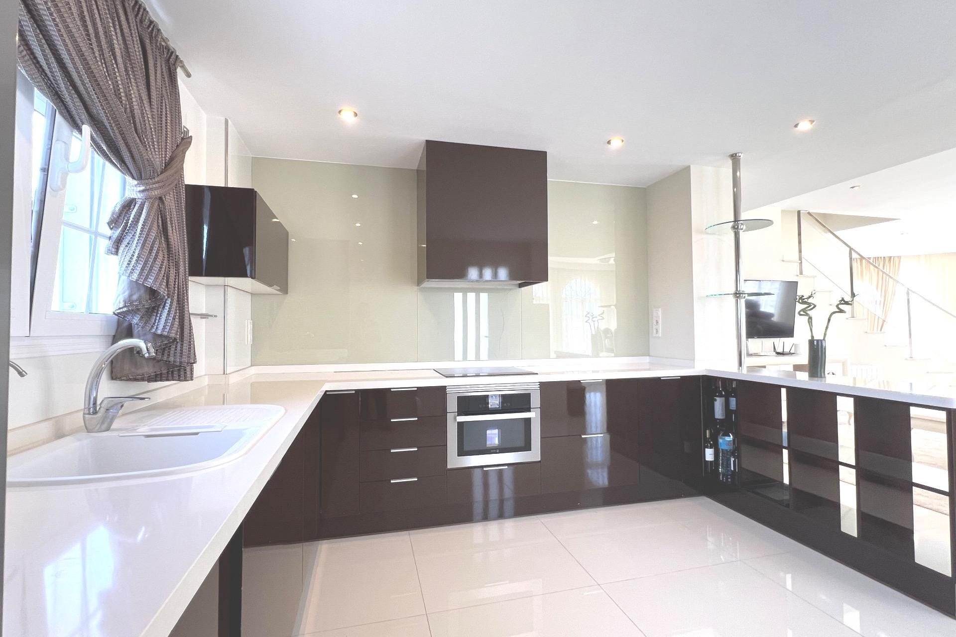Herverkoop - Villa -
Ciudad Quesada - Costa Blanca