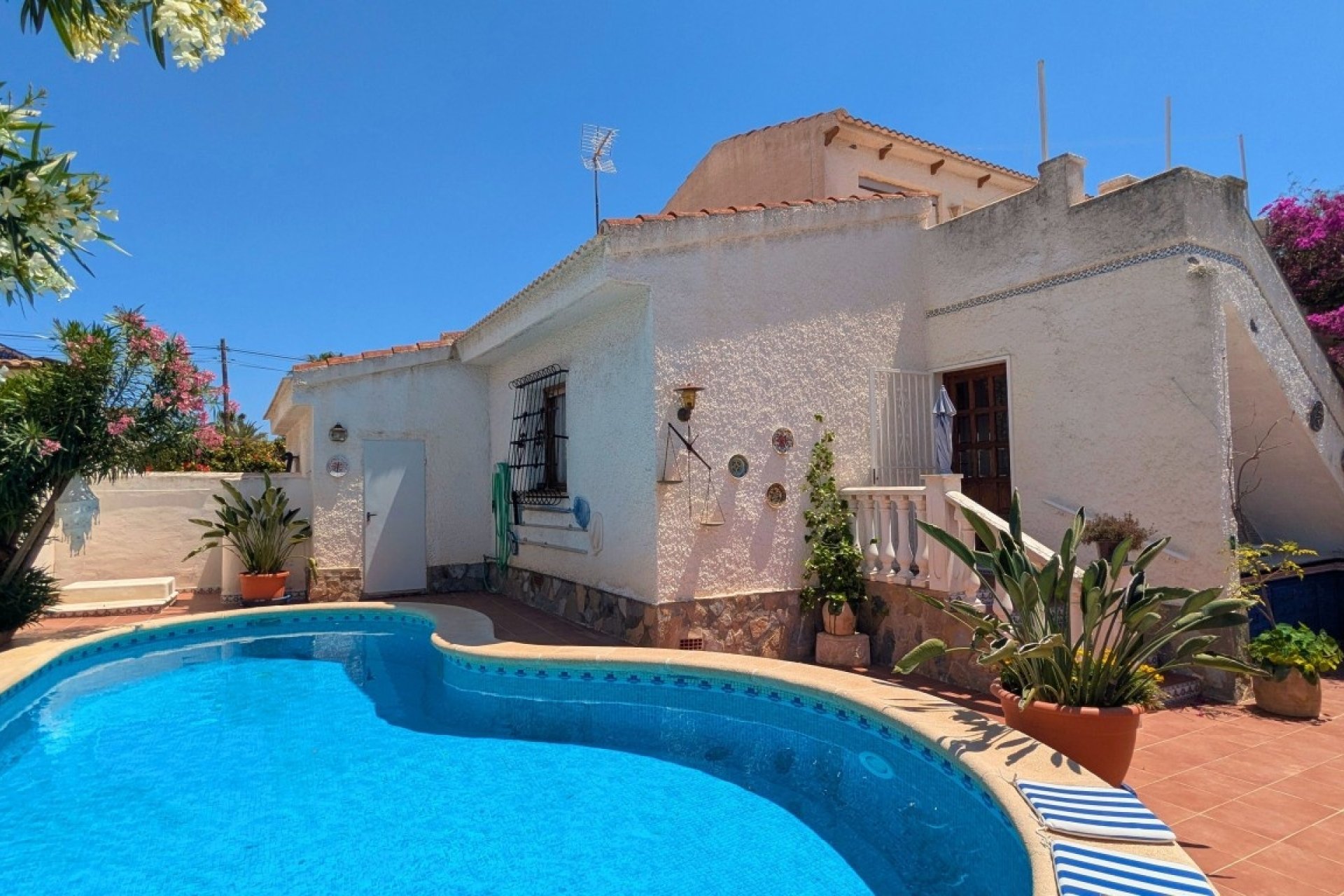 Herverkoop - Villa -
Ciudad Quesada - Costa Blanca