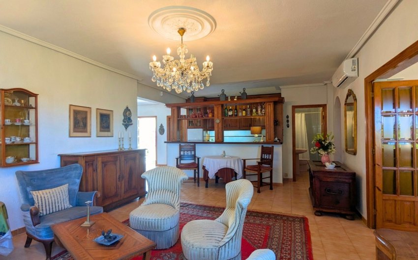 Herverkoop - Villa -
Ciudad Quesada - Costa Blanca