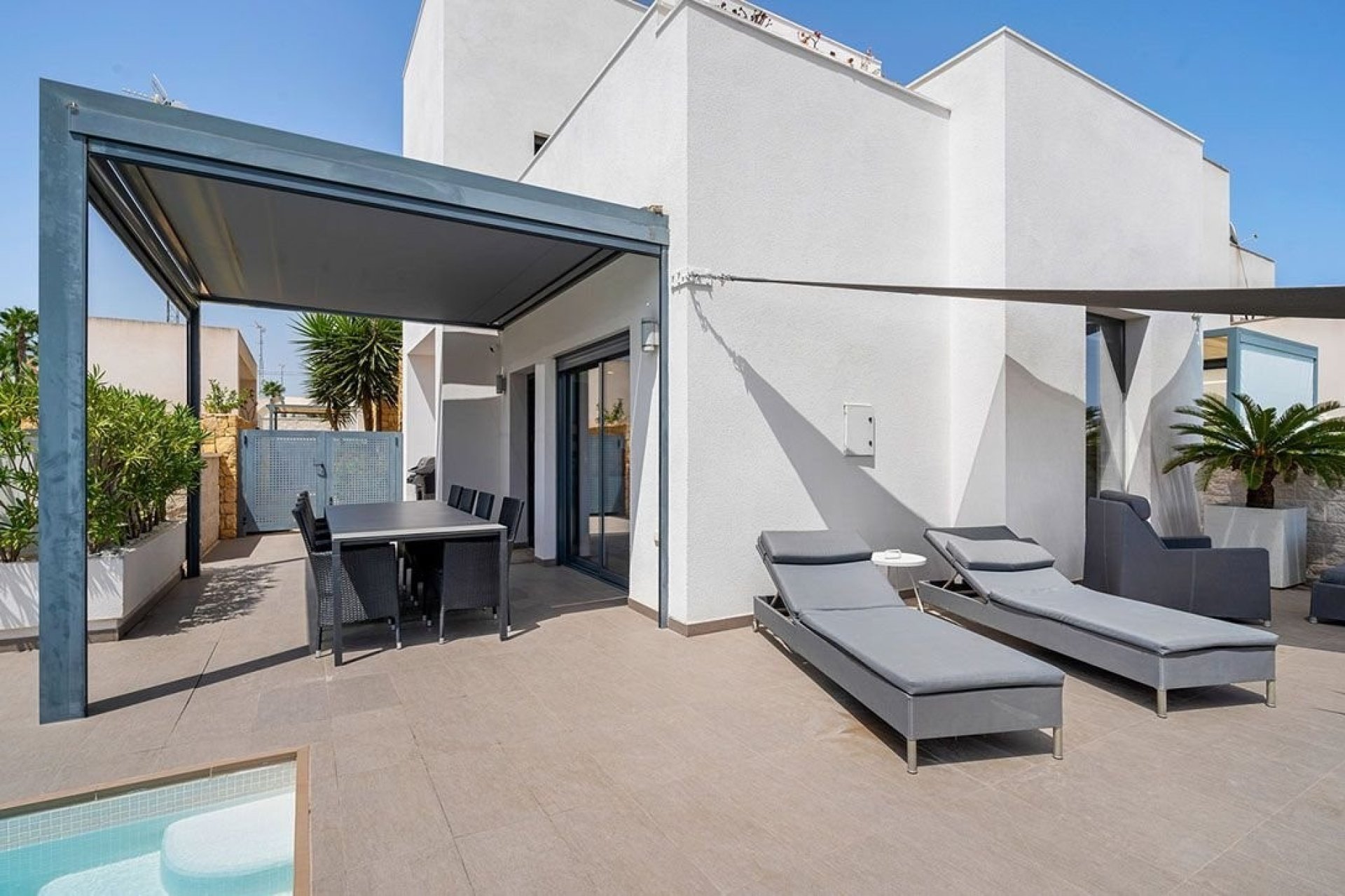 Herverkoop - Villa -
Ciudad Quesada - Costa Blanca