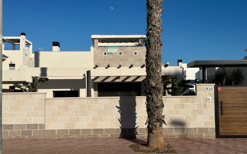 Herverkoop - Villa -
Ciudad Quesada - Doña Pepa