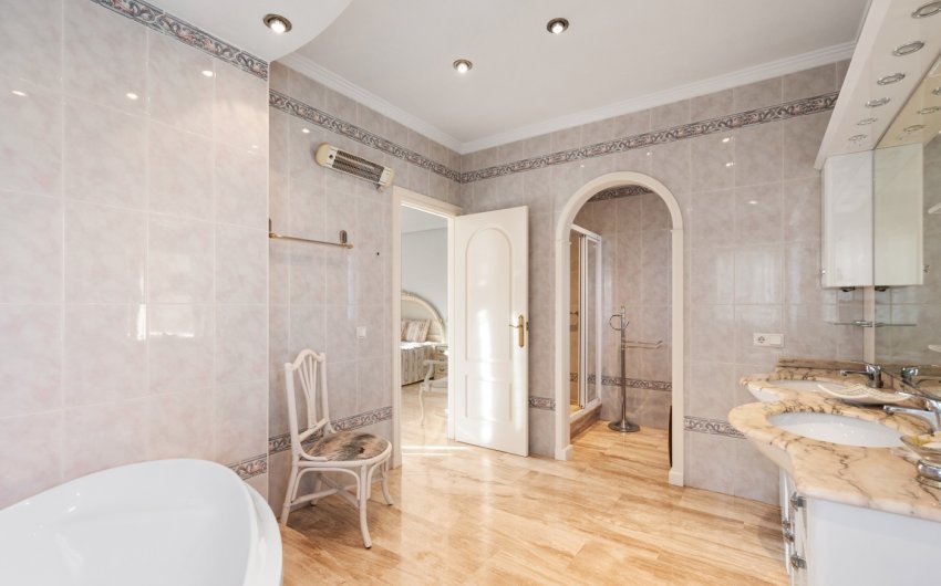 Herverkoop - Villa -
Ciudad Quesada - Doña Pepa