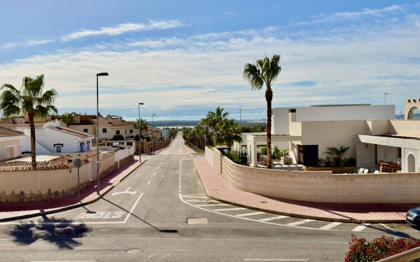 Herverkoop - Villa -
Ciudad Quesada - Doña Pepa